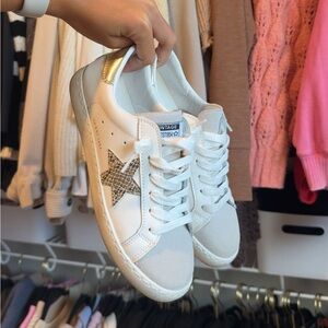 White Women's Sneakers